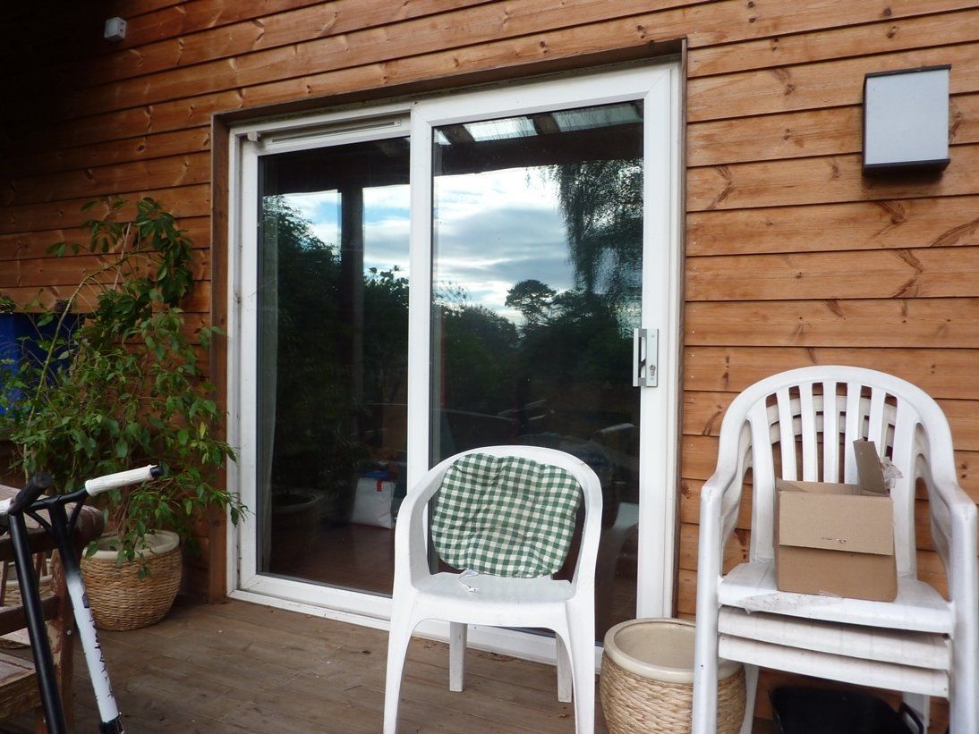 Aluminium sliding doors West Hill