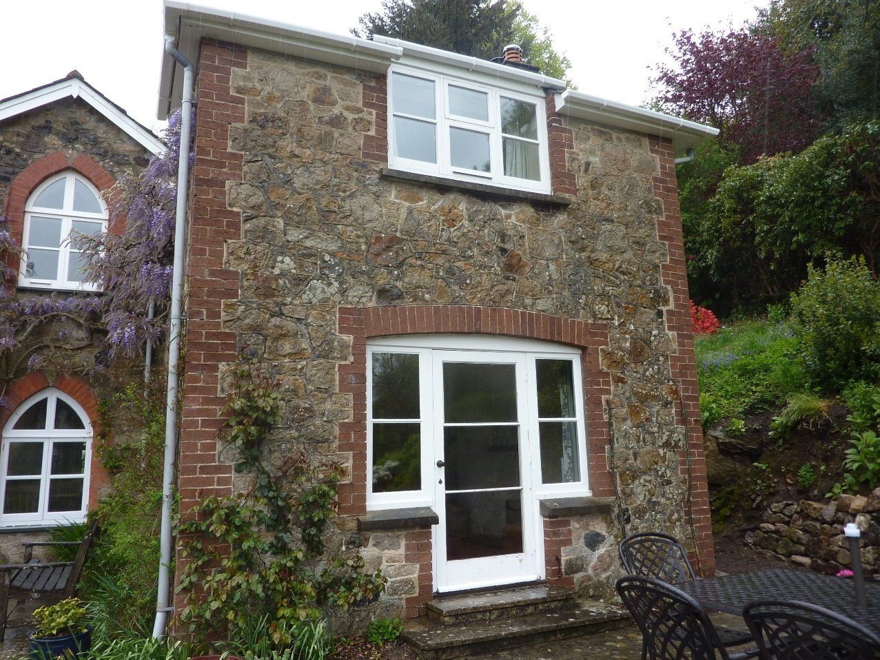 Bifold companies East Devon