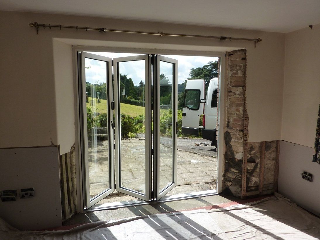 Bifold door companies Lustleigh