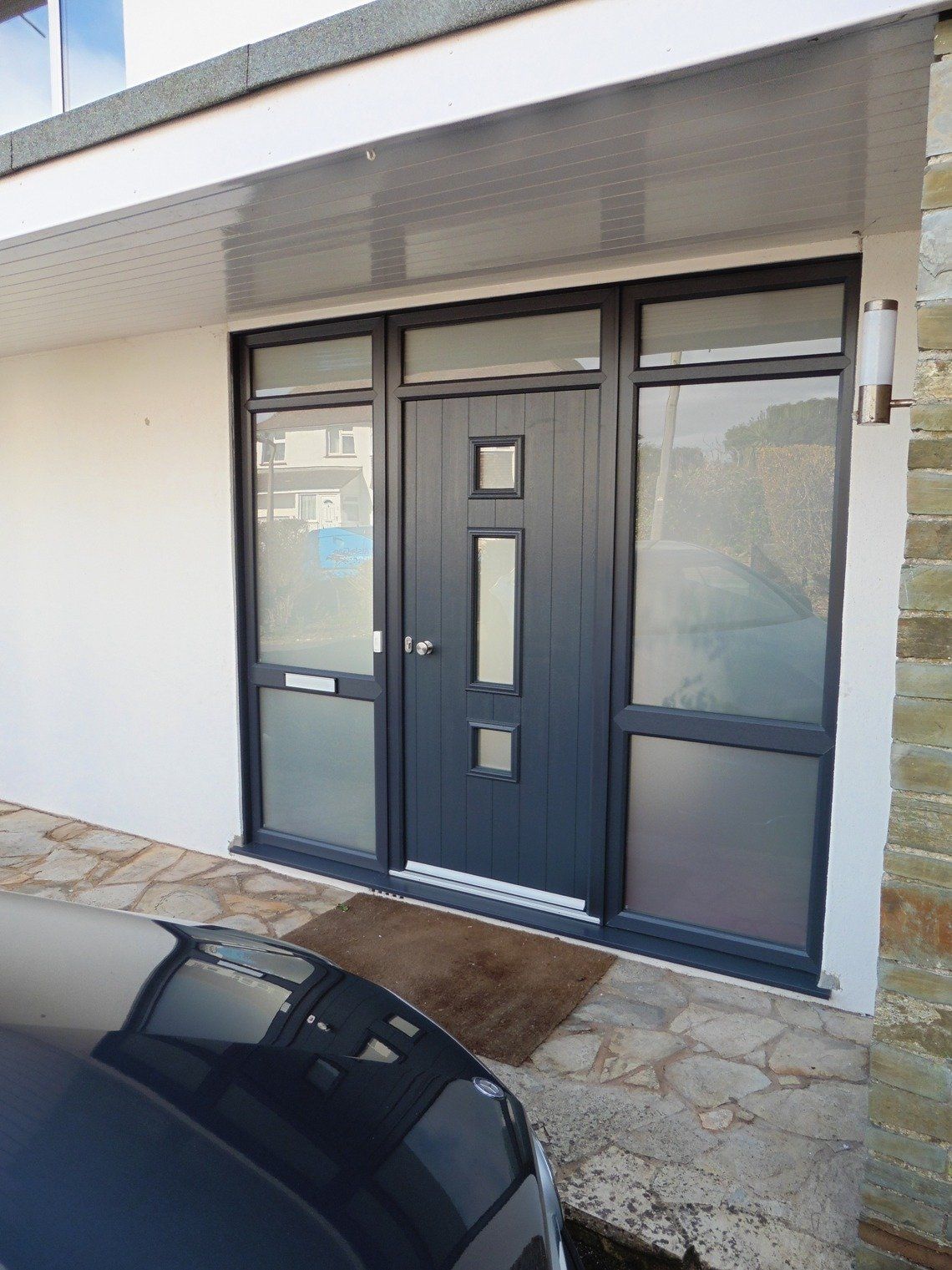 Contemporary Solidors Devon