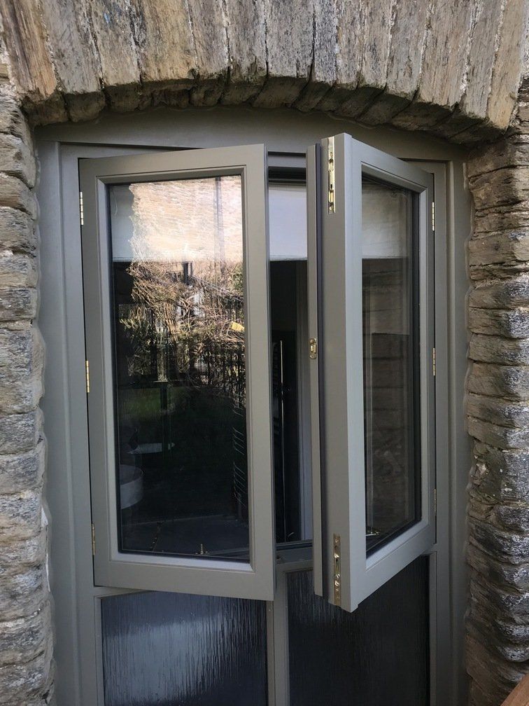 Wood windows Kingsbridge