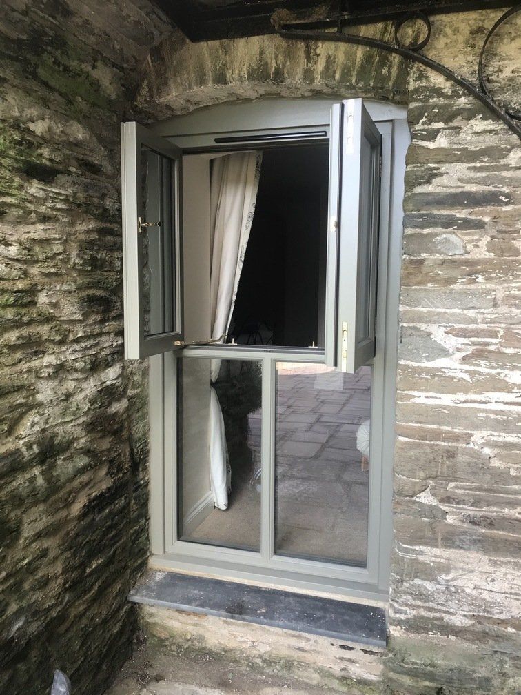 Wooden windows Salcombe