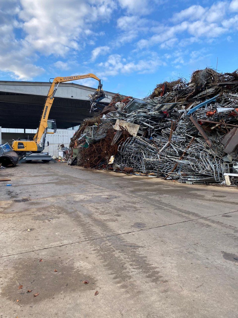 Gru per recupero rifiuti