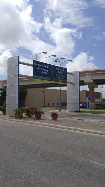 San Antonio airport transportation service