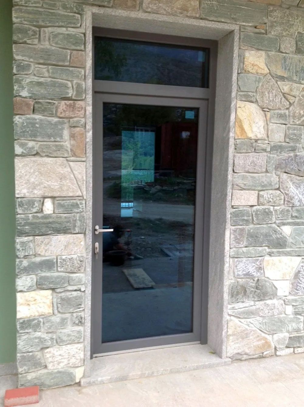 realizzazioni porte ingresso