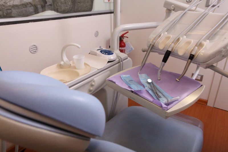 attrezzature da dentista