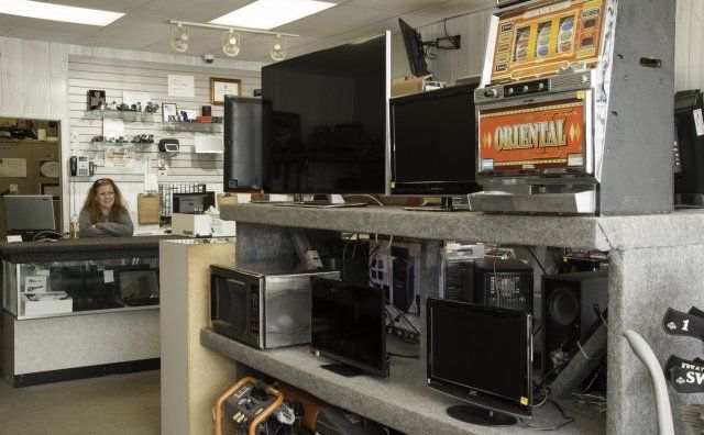 Different Sizes of Monitors — Pawn Shop in in Westland, MI