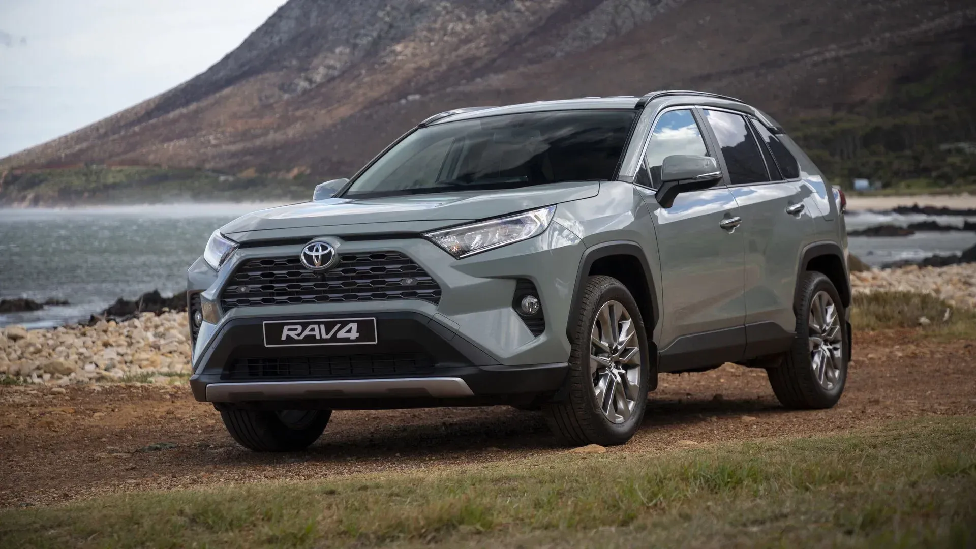 TOYOTA Vitz for hire nissan note for hire nairobi kenya mazda demio for hire mazda demio for rent kenya