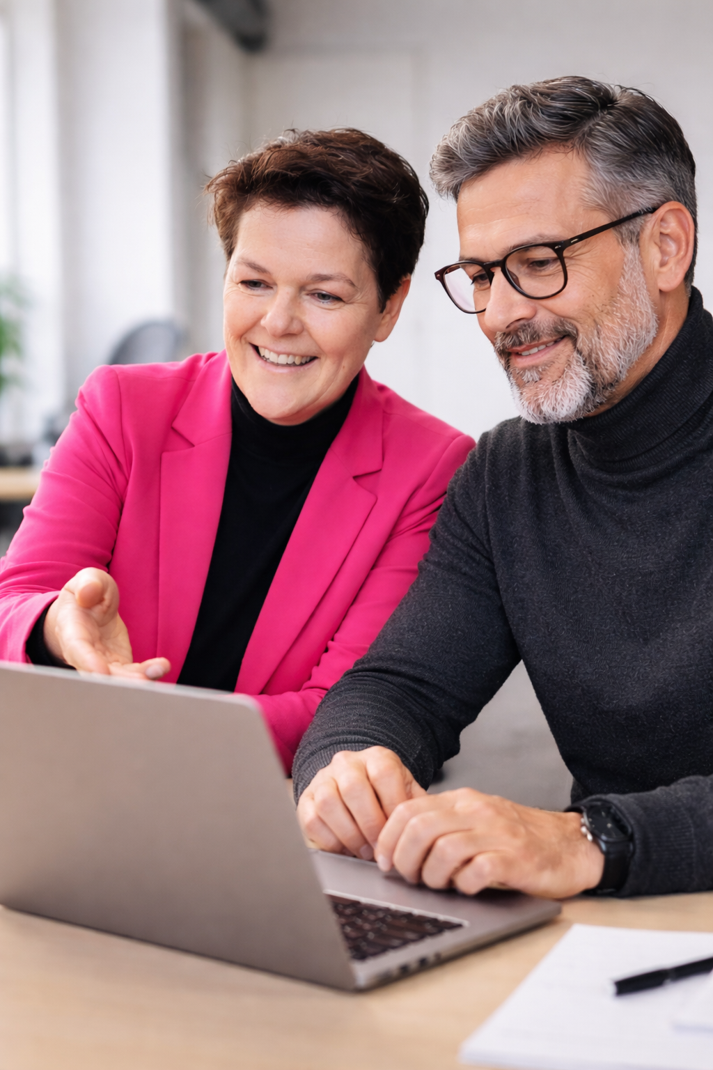 Ik help je begrijpen, kiezen en organiseren,
zodat jij en je team het zélf kunnen doen.