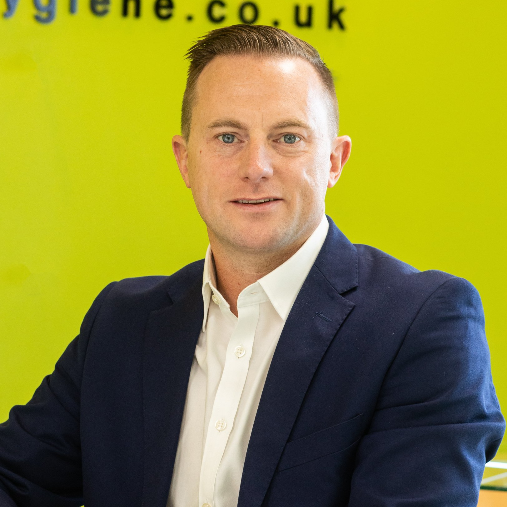 Commercial director - Thomas Yates