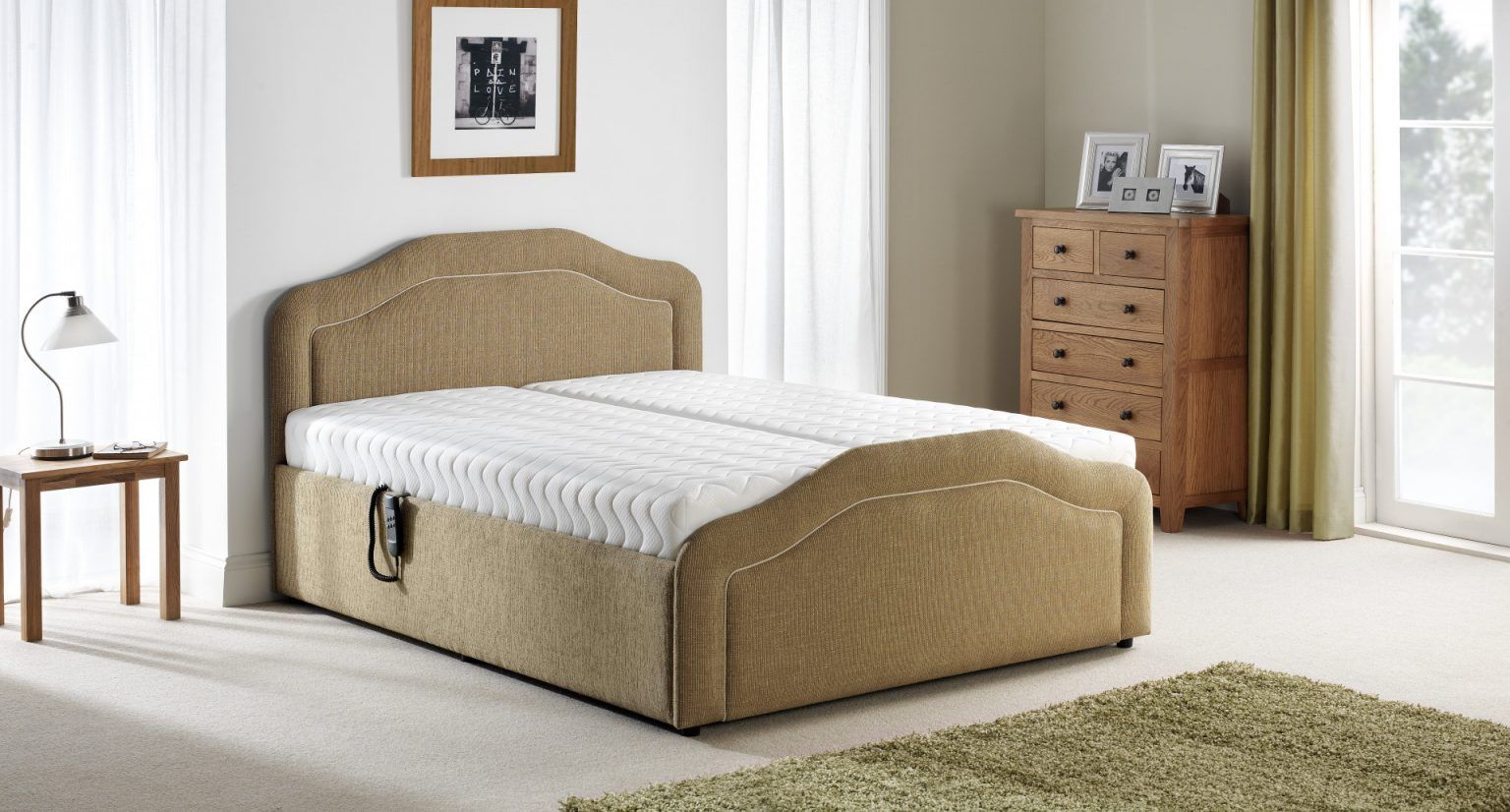 Double adjustable bed