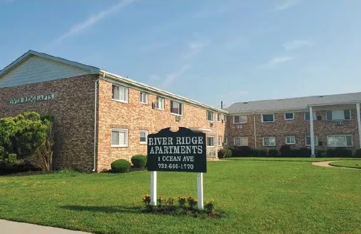 River Ridge Apartments