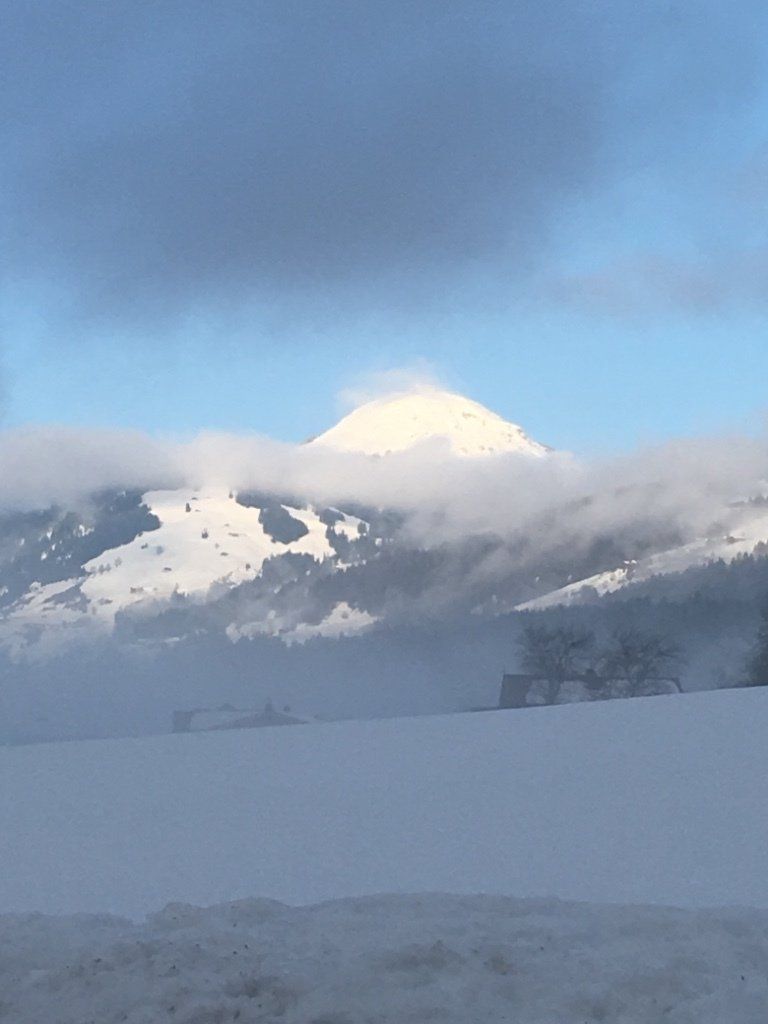 Schnee auf den Bergen