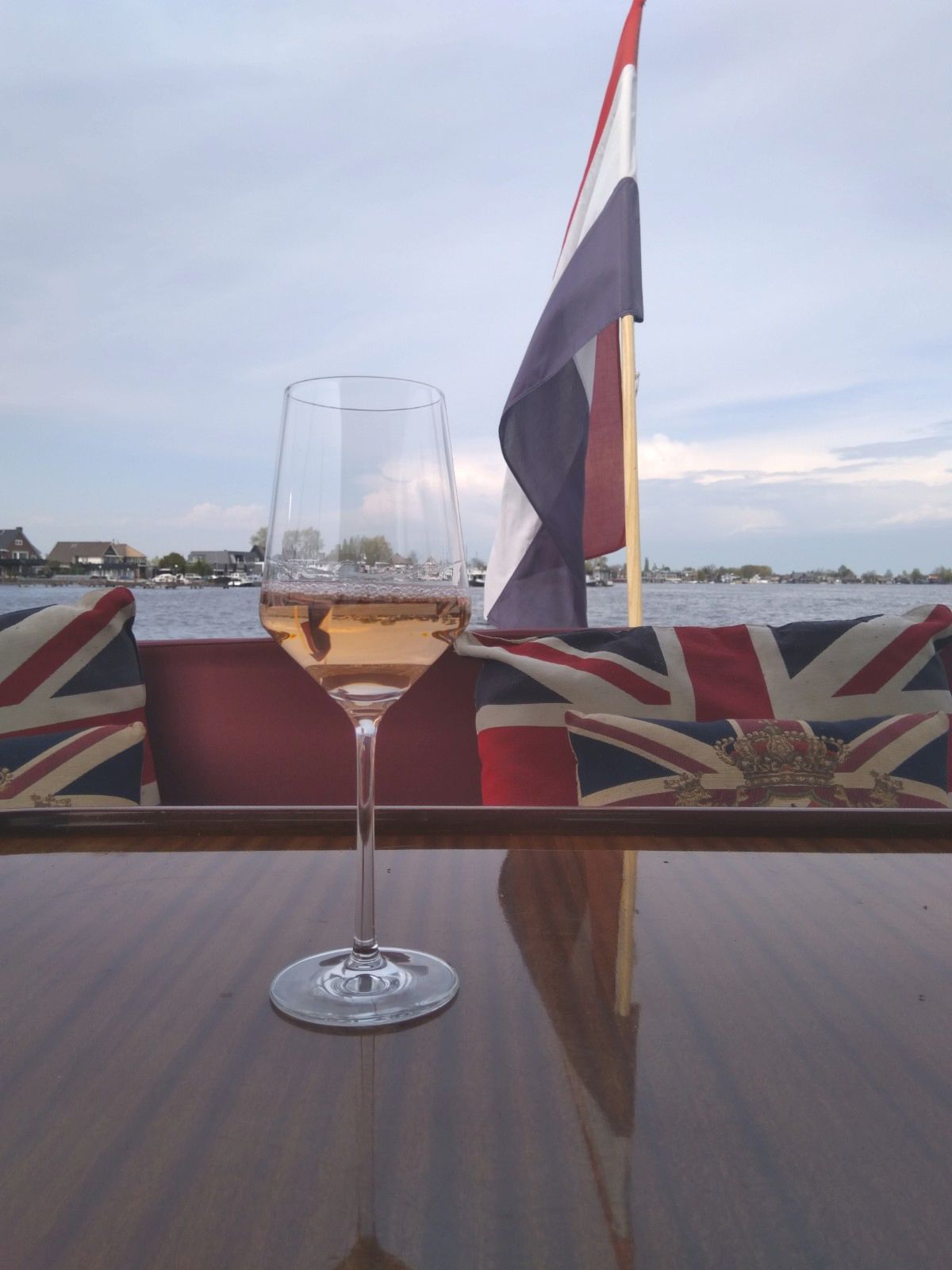 Labora Classique met vlag en wimpel