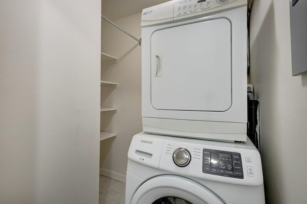 Calgary condo in laundry