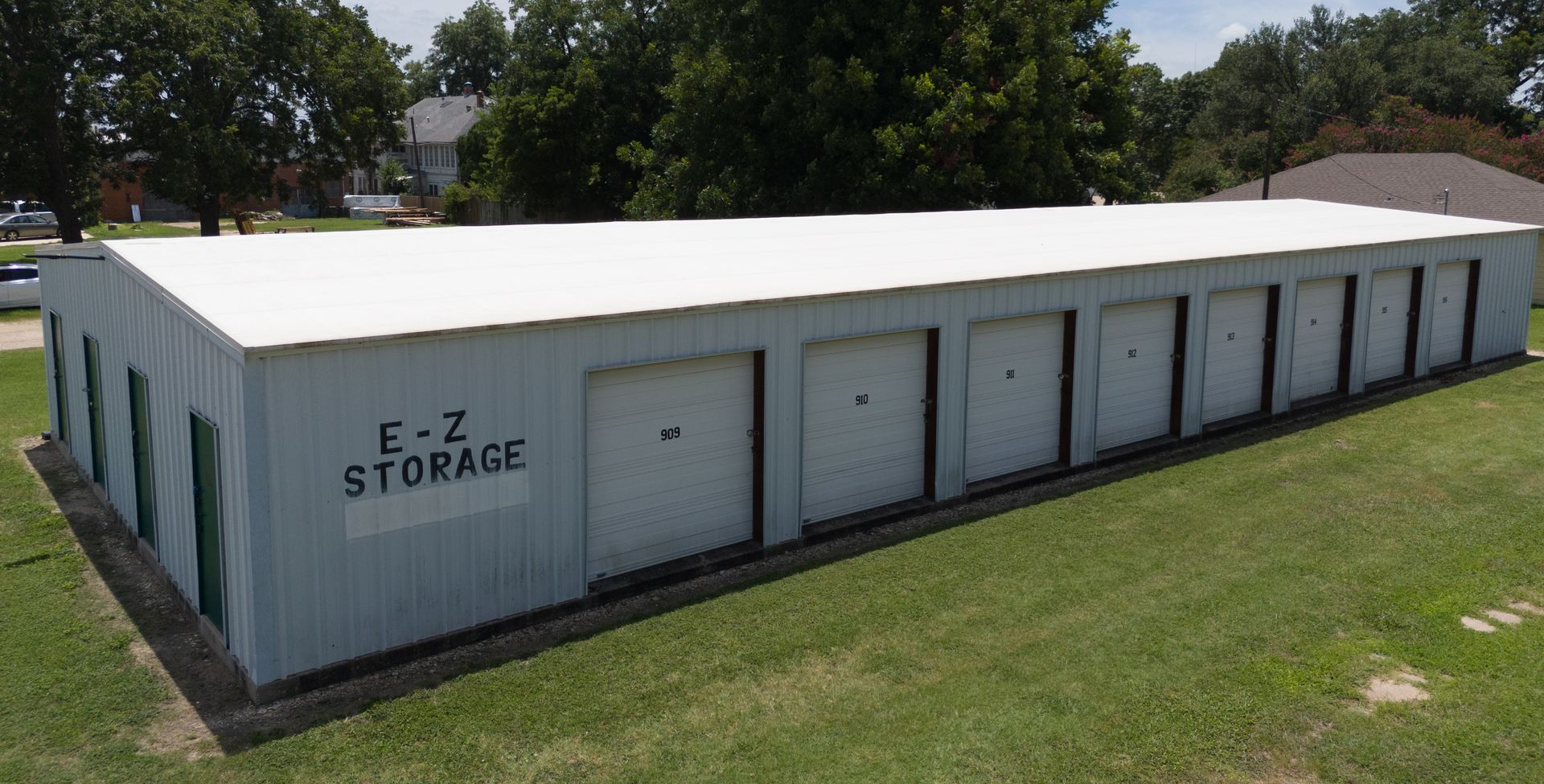 217 Winter Street, Marlin, TX 76661 - Marlin EZ Storage
