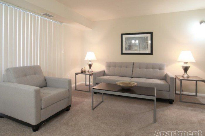 Round Hill Apartments