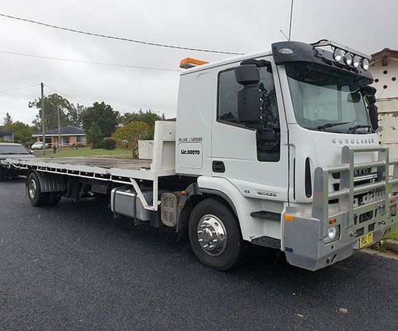 A White Truck — DJ’s Tilt Tray Service in Urunga NSW