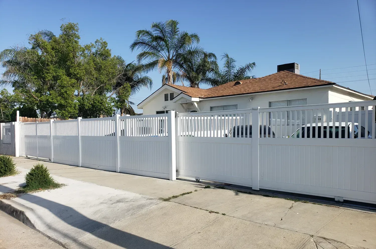 Vinyl Gates in Los Angeles, CA