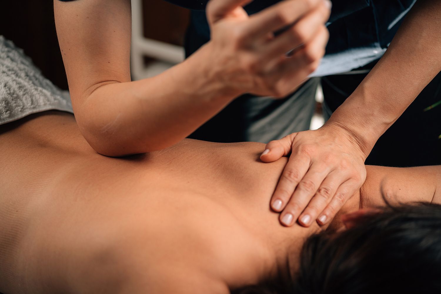 Poor Posture Massage | Chicago, IL | Massage Ling Ling
