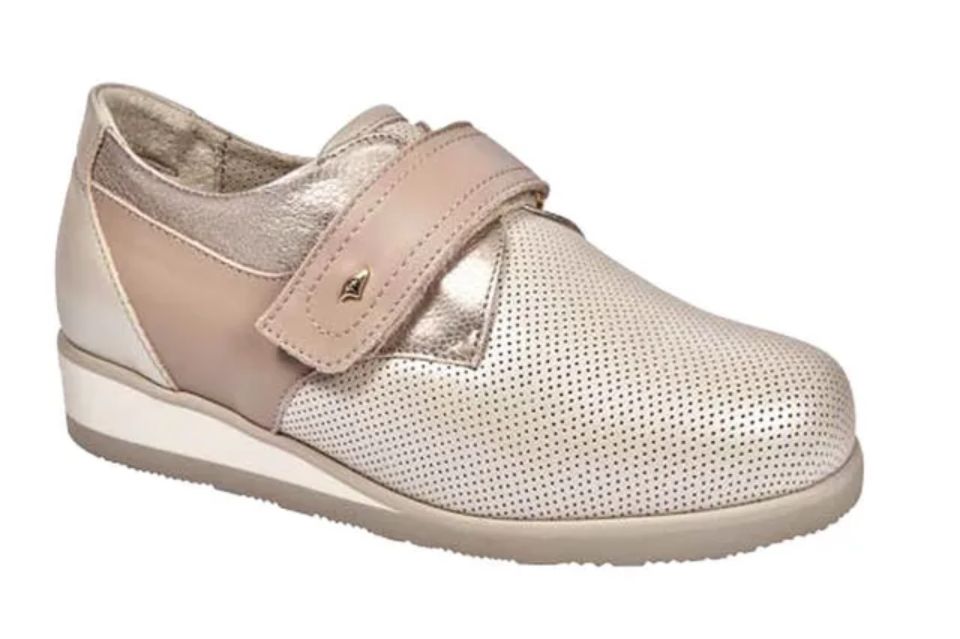 sandalo da donna beige