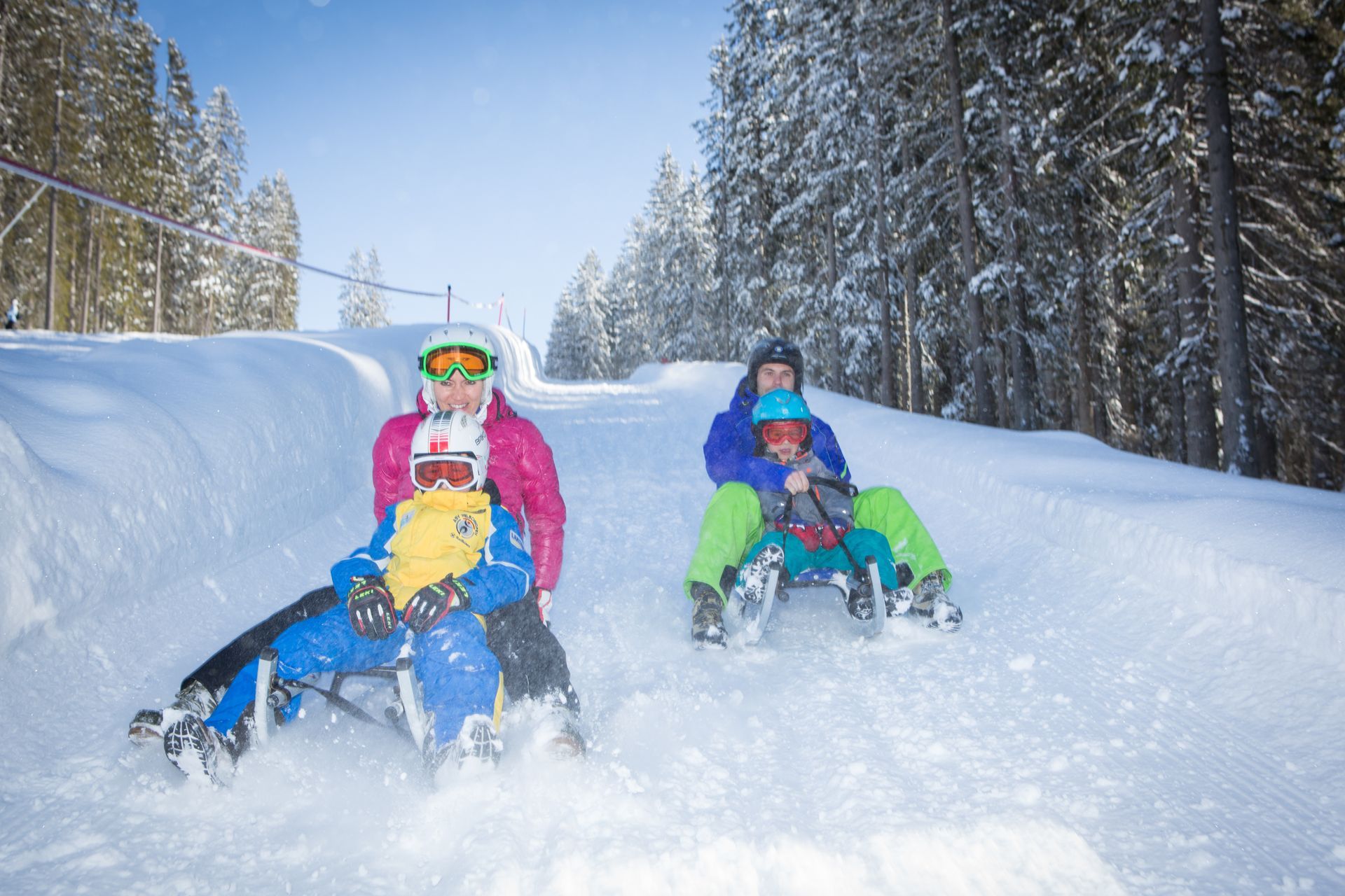 Rodelspaß Familie Carezza 