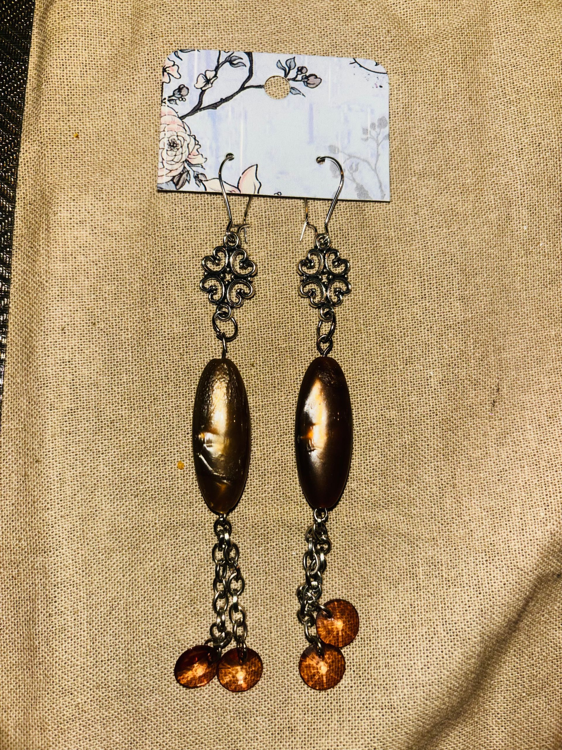 B10 Zilverkleurige hangers grote brons kralen