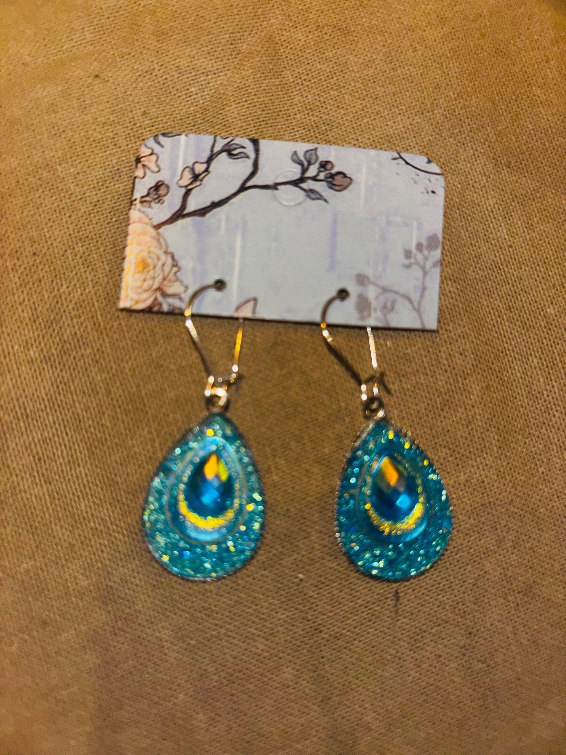 B3 blauw rood wit glitter hanger drie kleuren