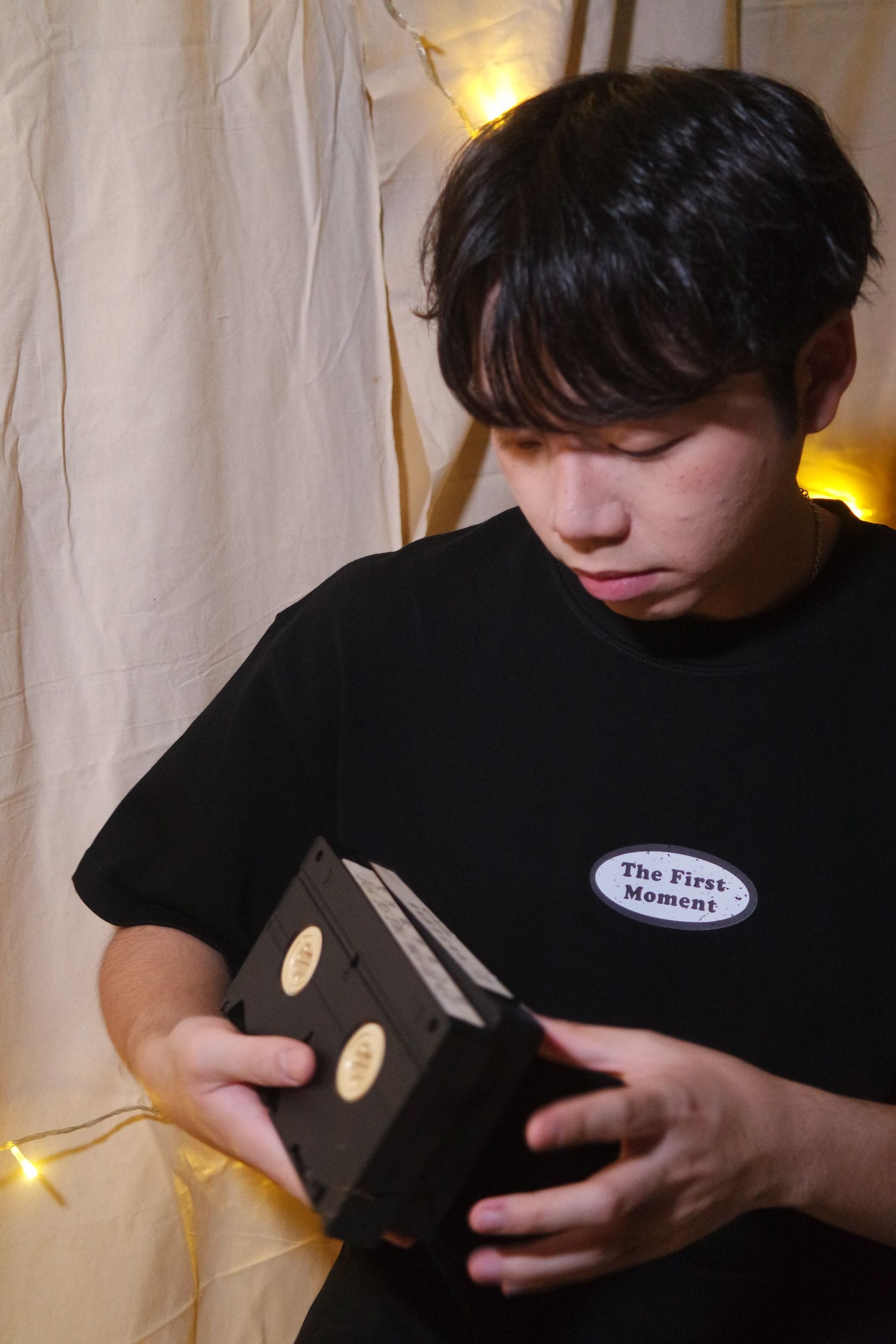 XM003-THE FIRST MOMENT