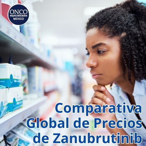 Persona comparando precios de medicamentos en una farmacia, representando la variación global de precios.