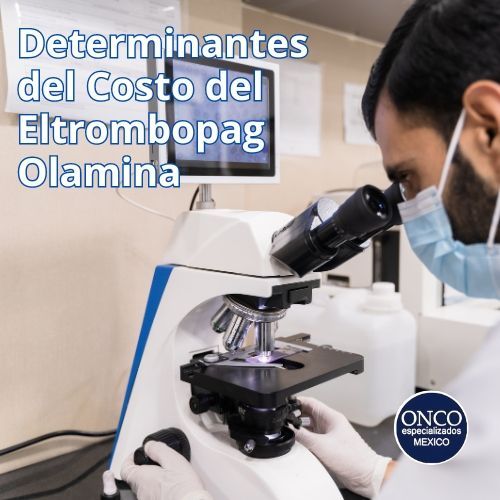 Científicos trabajando en un laboratorio, simbolizando el proceso de investigación y desarrollo del eltrombopag olamina.