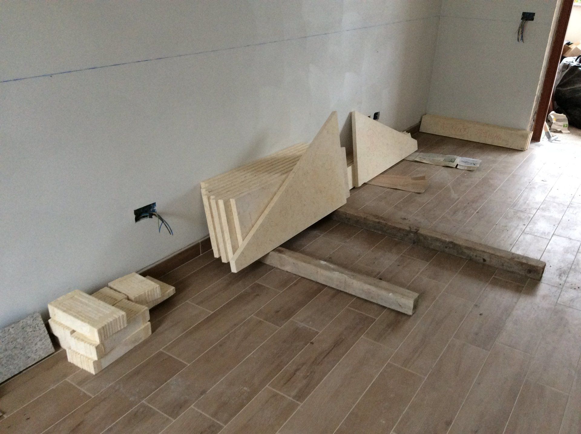 pavimento in parquet di abitazione privata in fase di ristrutturazione