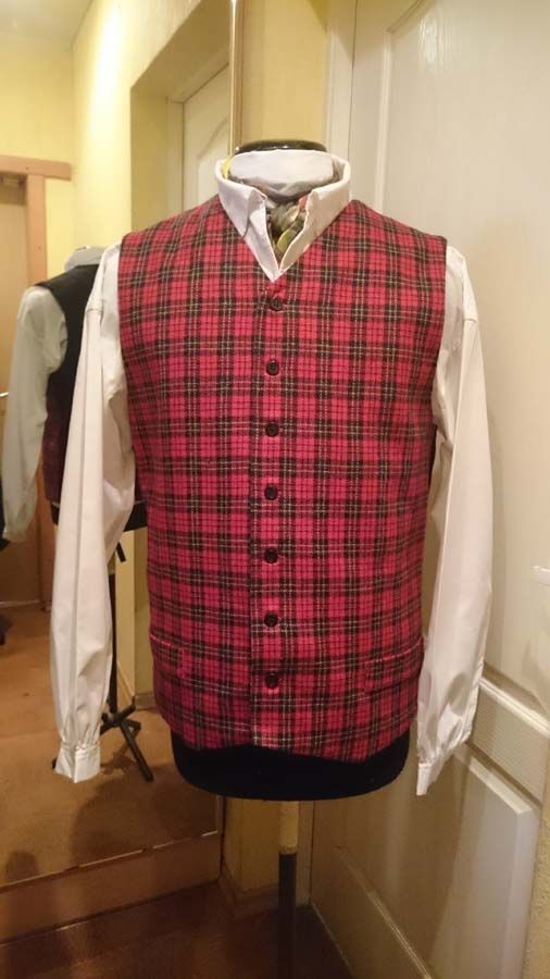 Rūtaiana veste un krekls