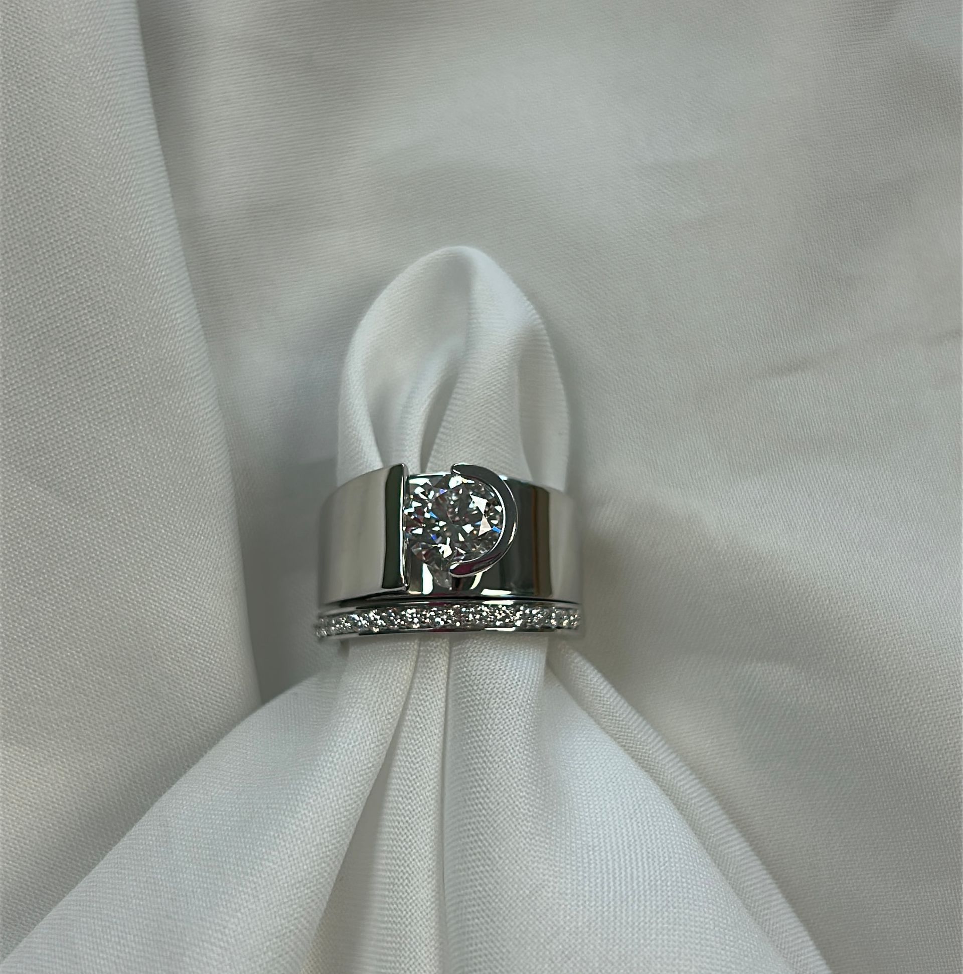 Bezel set custom CAD lab grown set