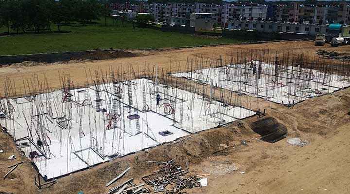 Una vista aérea de un edificio en construcción.