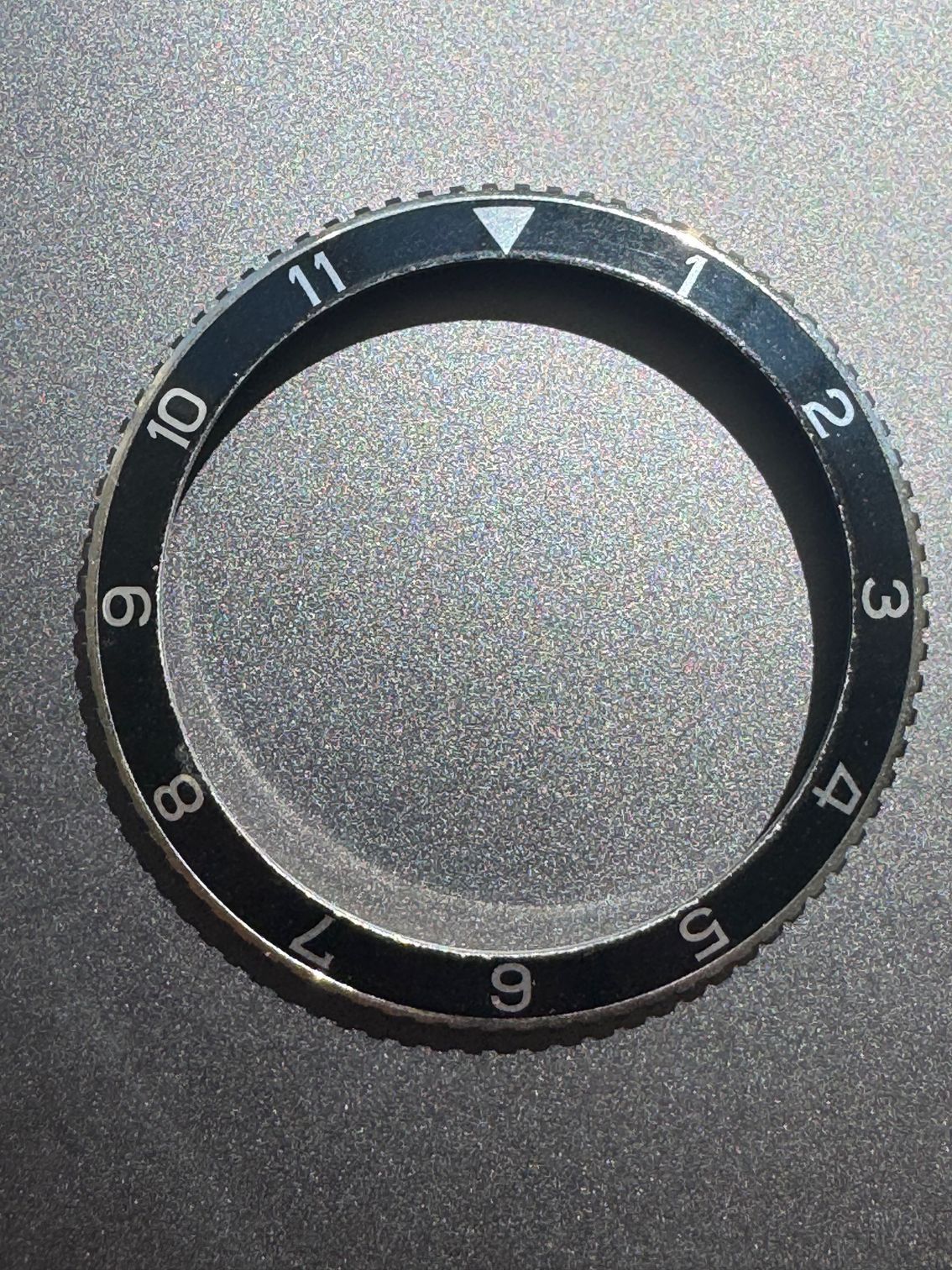 Heuer Autavia 2446 transitional bezel