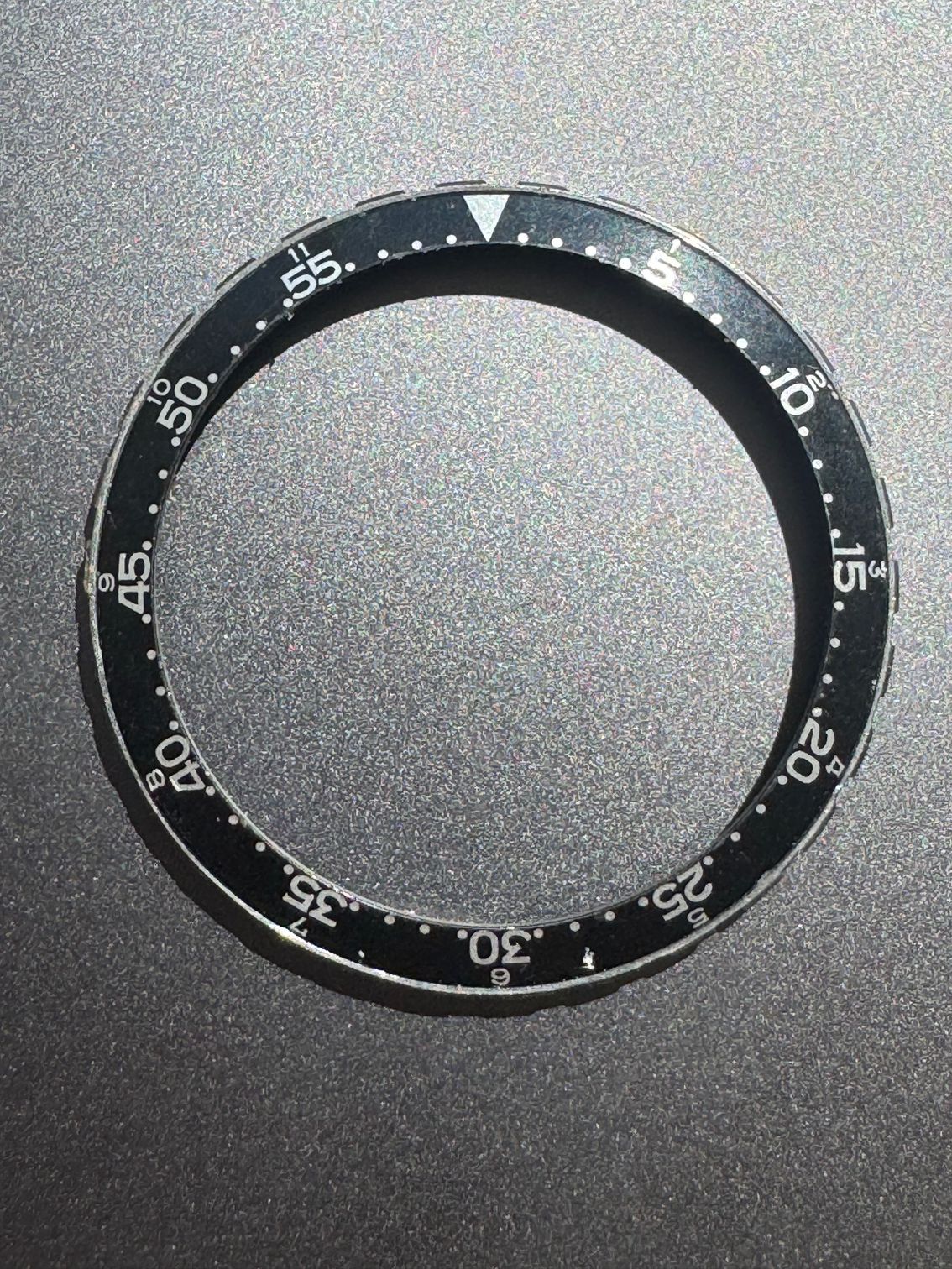 Heuer Autavia 1163 bezel