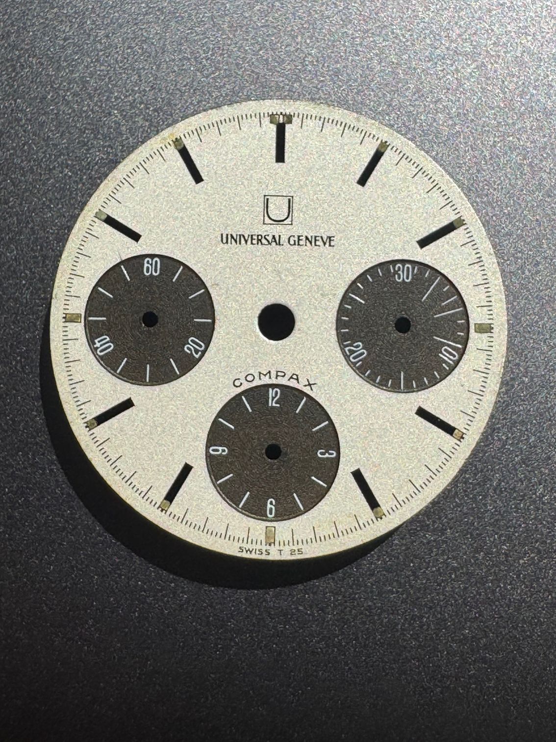 Universal Geneve Nina Compax tropical dial