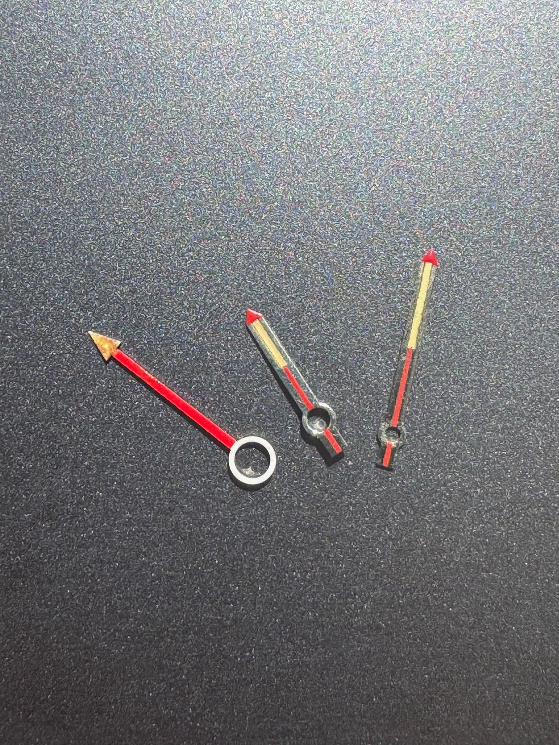 Heuer Autavia 2446c GMT hands