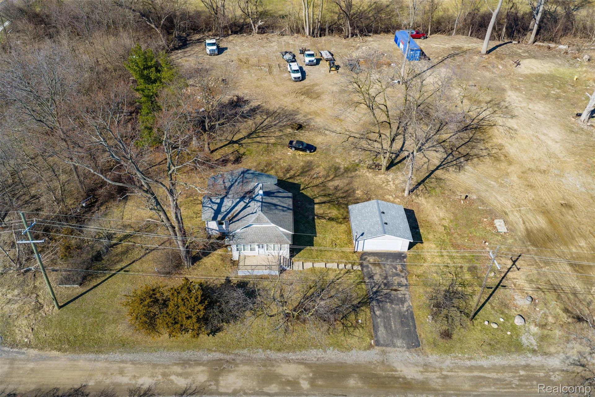 luxury homes in warren mi by cmiles realty