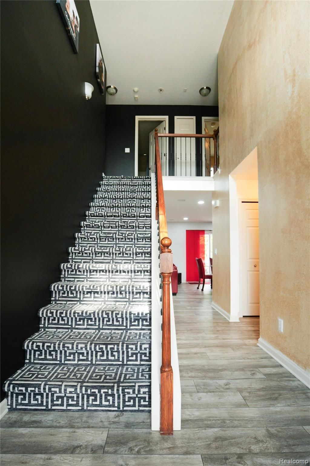 buy-luxury-homes-detroit-mi-c-miles-realty