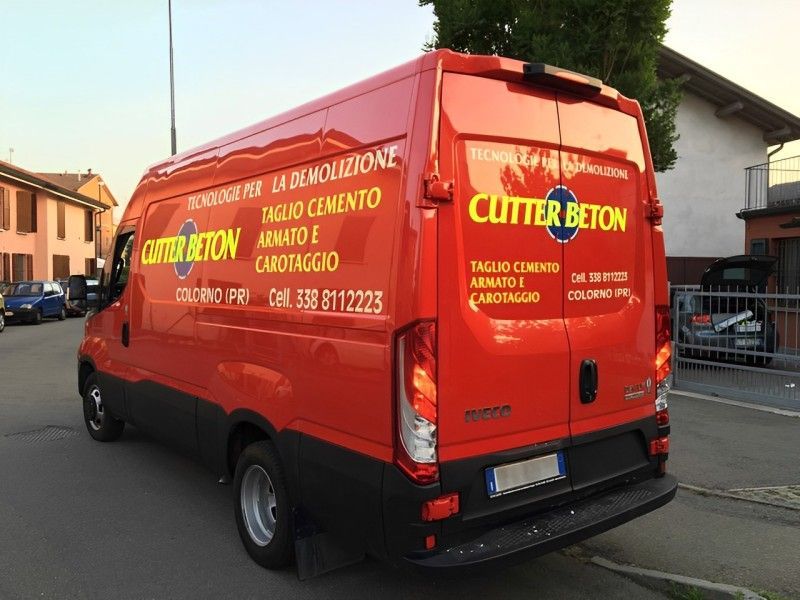 furgone con wrapping