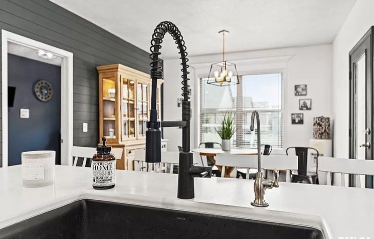 Quartz Countertops and Matte Black Faucet