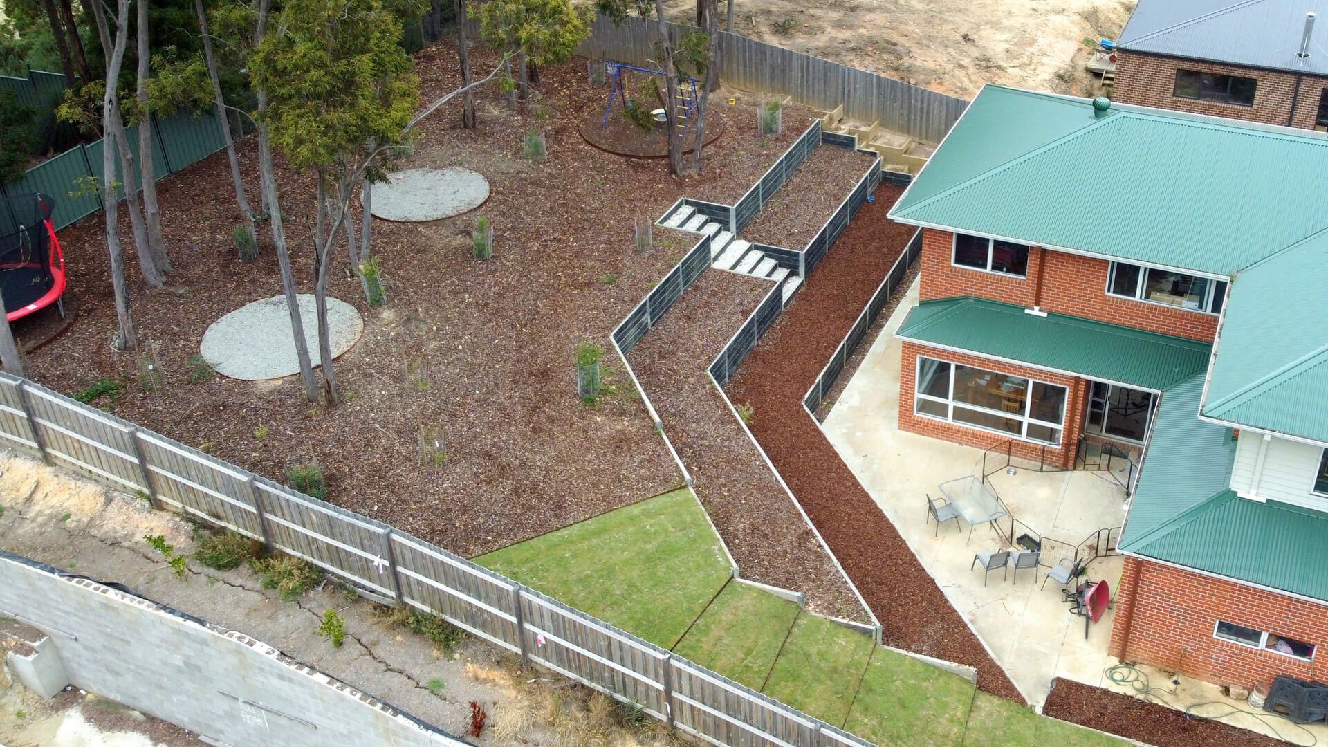 Garden landscaping by Kanga Dig It Landscaping Ballarat