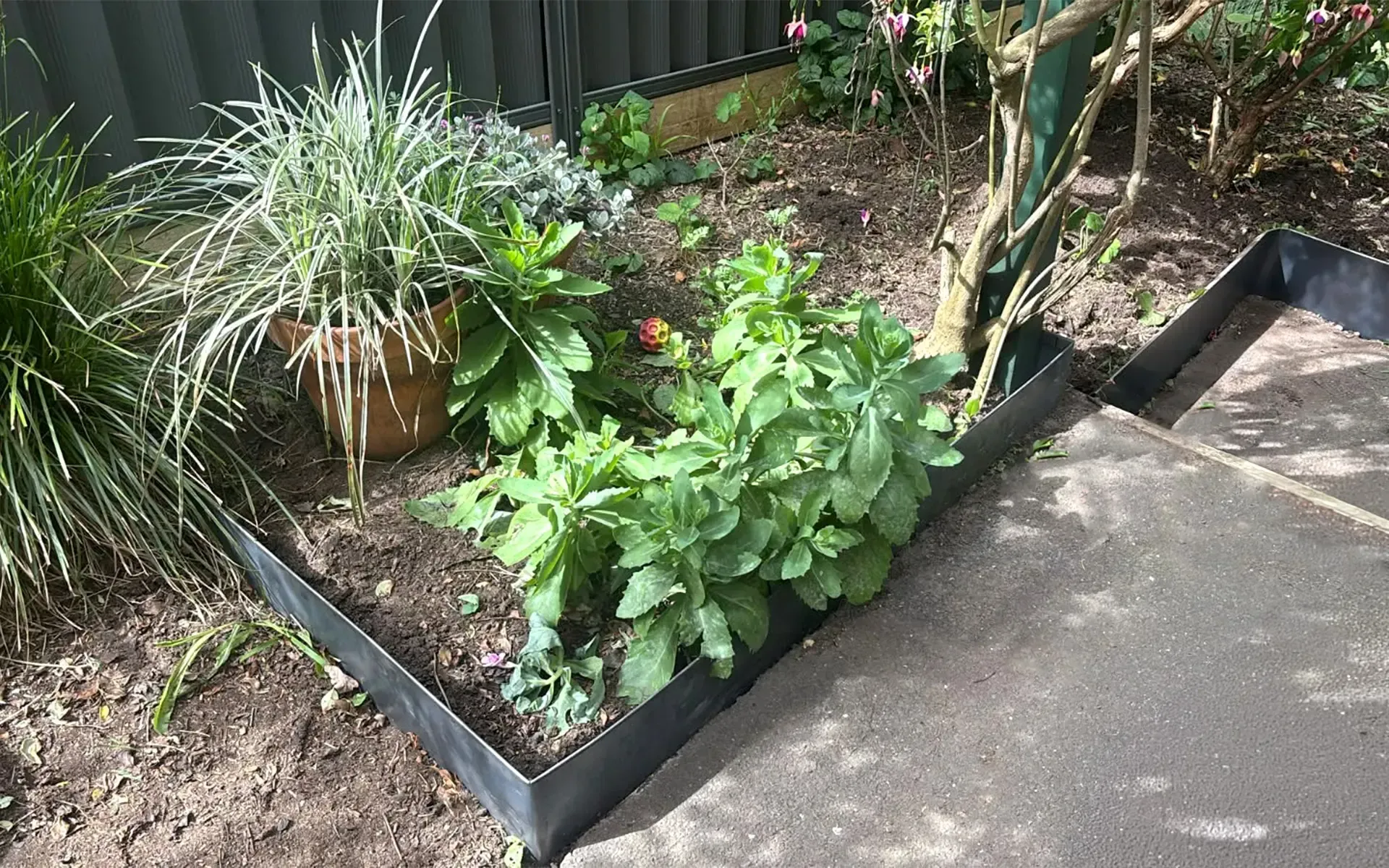 Garden Edging Landscaping in Ballarat Kanga Digit