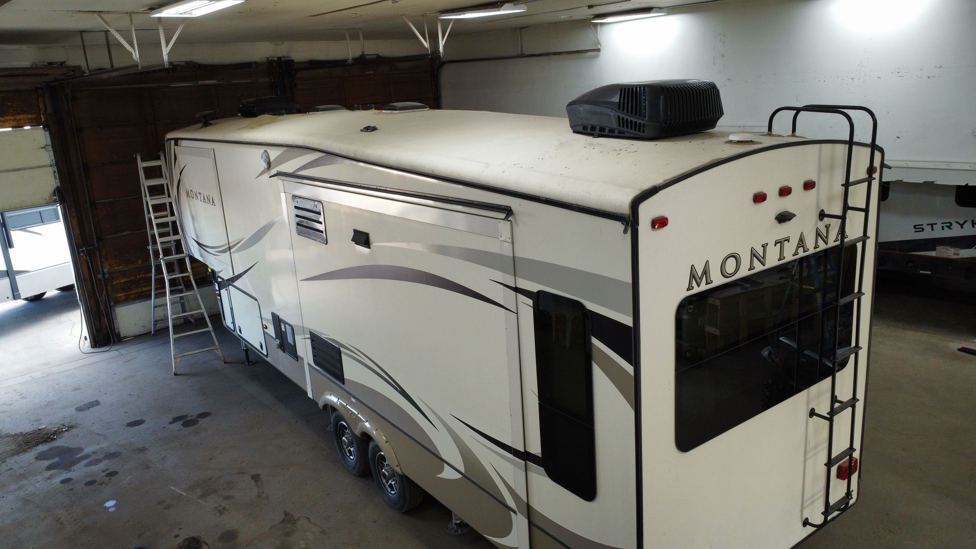 Stuck or damaged RV slide-out repair.