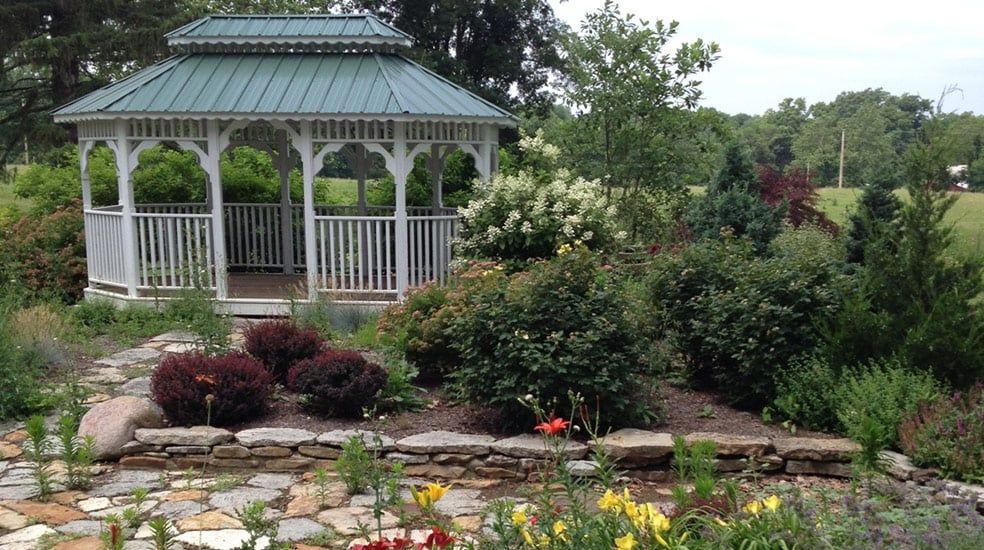 Retaining Walls and Landscape — Chillicothe, OH — Arselli's