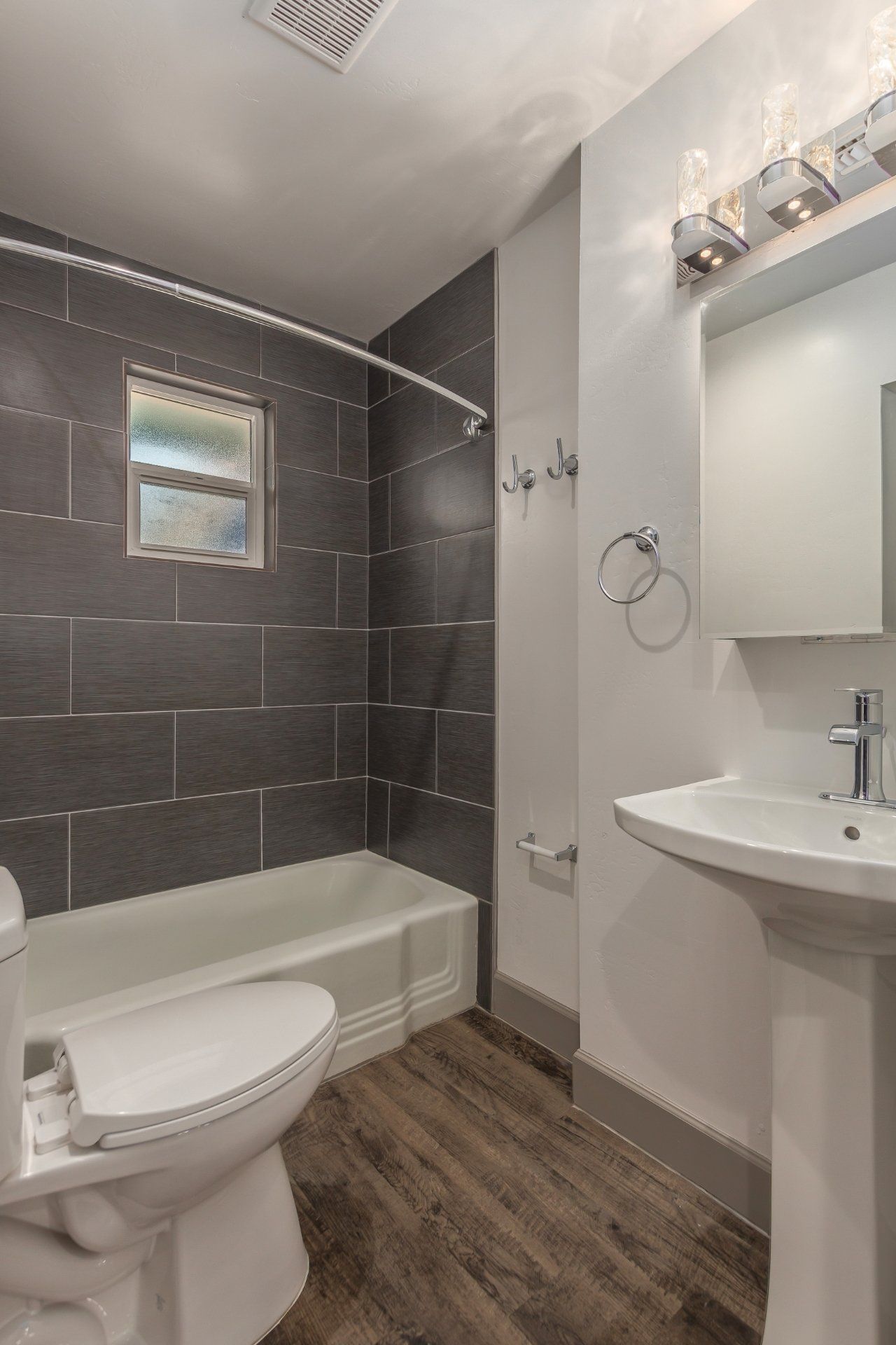 View 3 Parry Holdings Corp