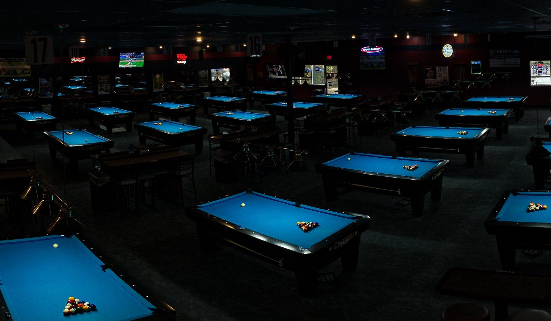 Local Sports Bar & Billiards Hall Coon Rapids, MN CR’s Sports Bar