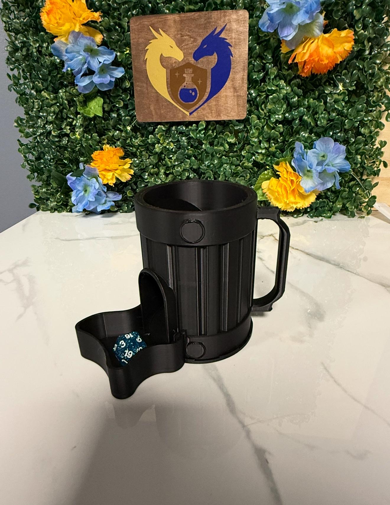 Tankard Dice Tower Bag Hanger - UNPAINTED